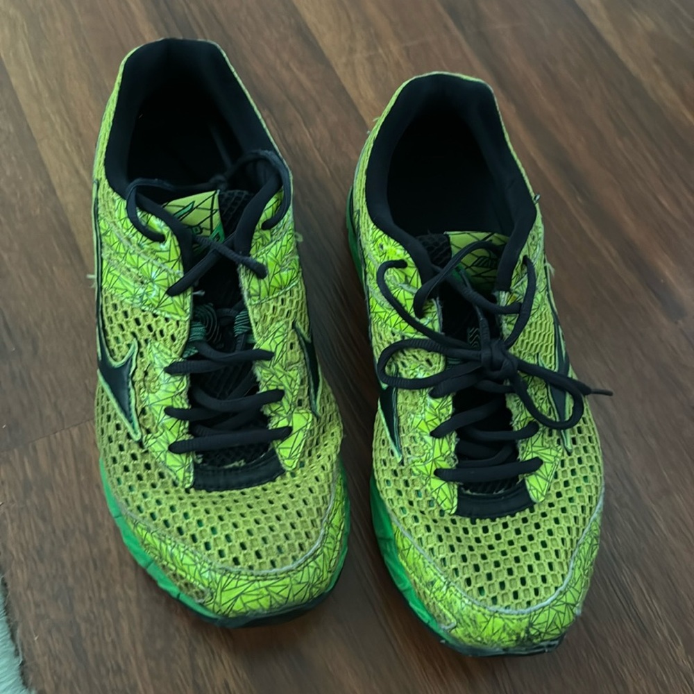 Mizuno shoes